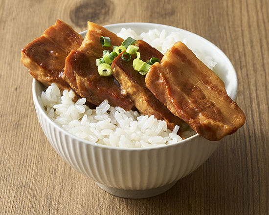 豚角煮の丼